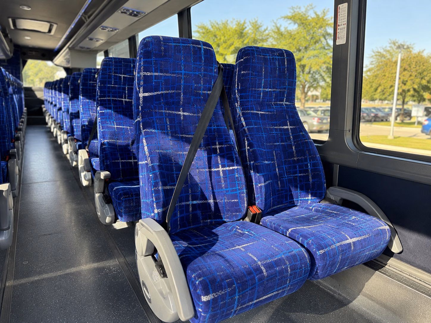 fontanacharterbuscompany com is ready to help you plan the perfect temecula winery day