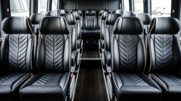 25 passenger minibus rental upland